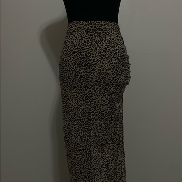 Long Leopard Skirt - Picture 6 of 8